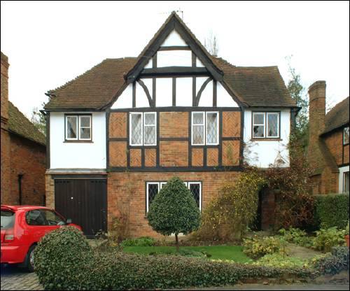 19 Edmunds Walk